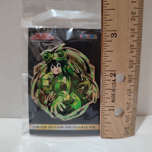 My Hero Academia Tsuyu Asui & Ochaco Uraraka Limited Edition Enamel Pins Set - Picture 4 of 4
